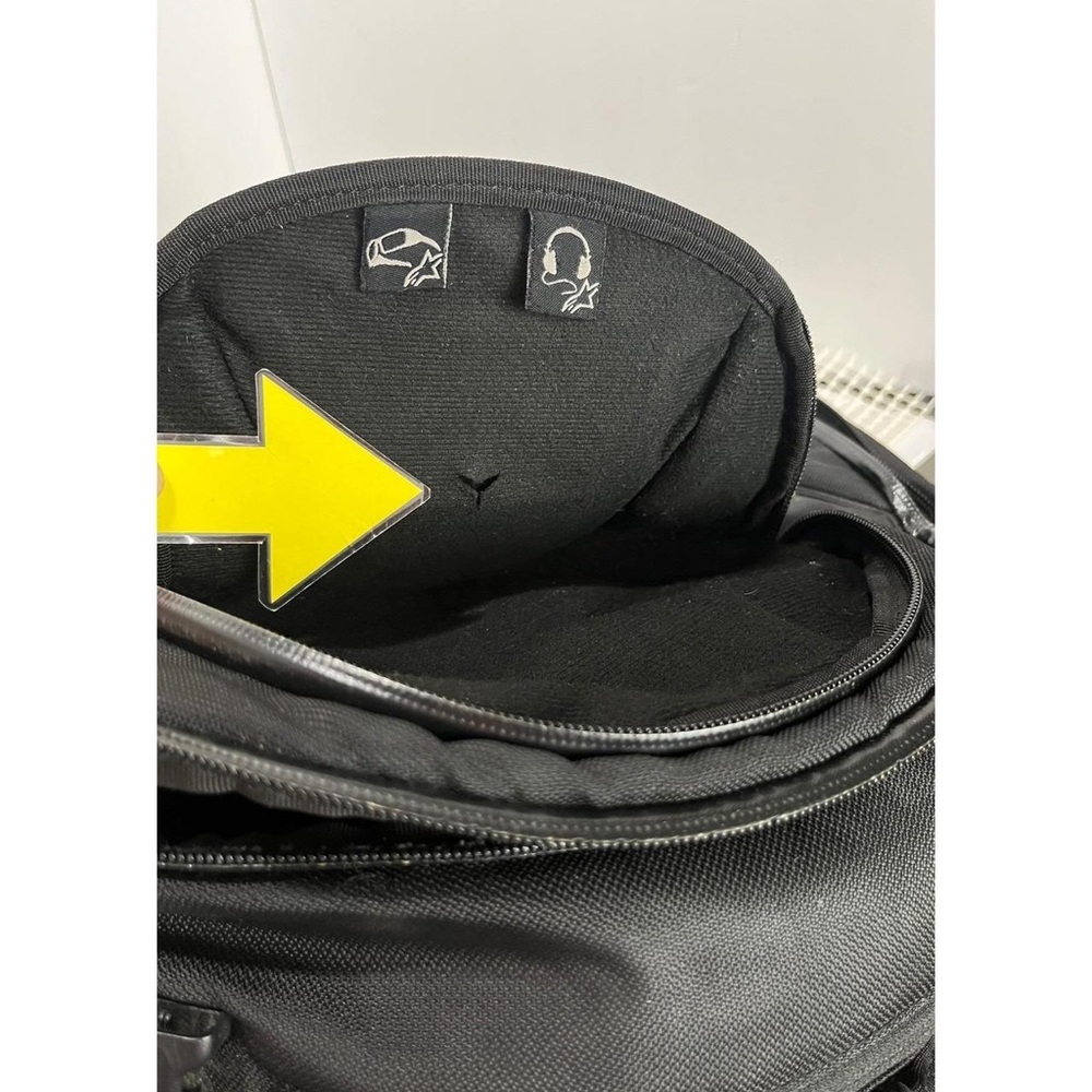 Alpinestars Sleek Black Backpack - Picture 2 of 5